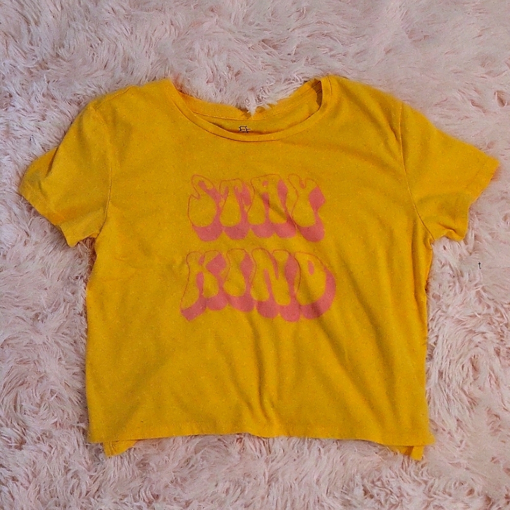 Yelow hippie stay kind tee shirt
